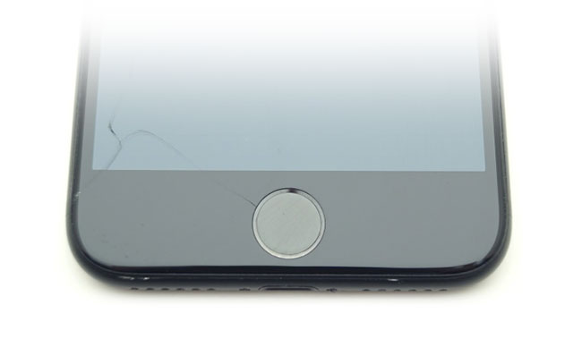 Разбитый экран iPhone 7